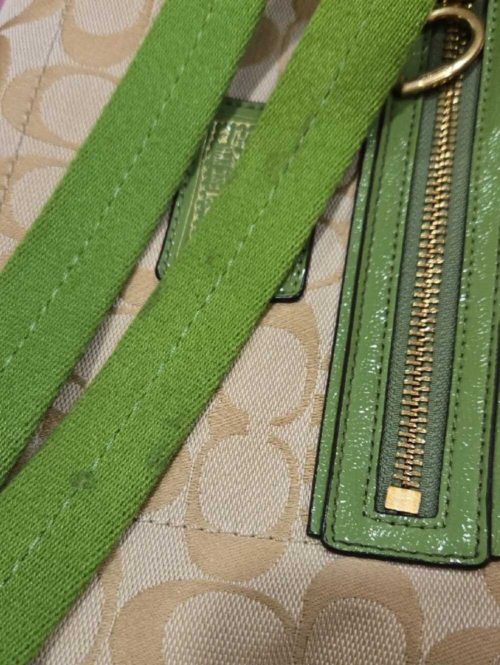 Coach crossbody beige